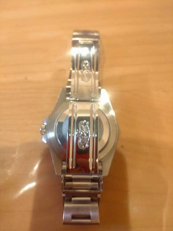 ロレックス GMTマスター GMTマスターII　1670 黒ベゼル（高級時計）の商品画像 - 査定依頼日：2025年1月16日 - 最高査定価格：1,460,000円