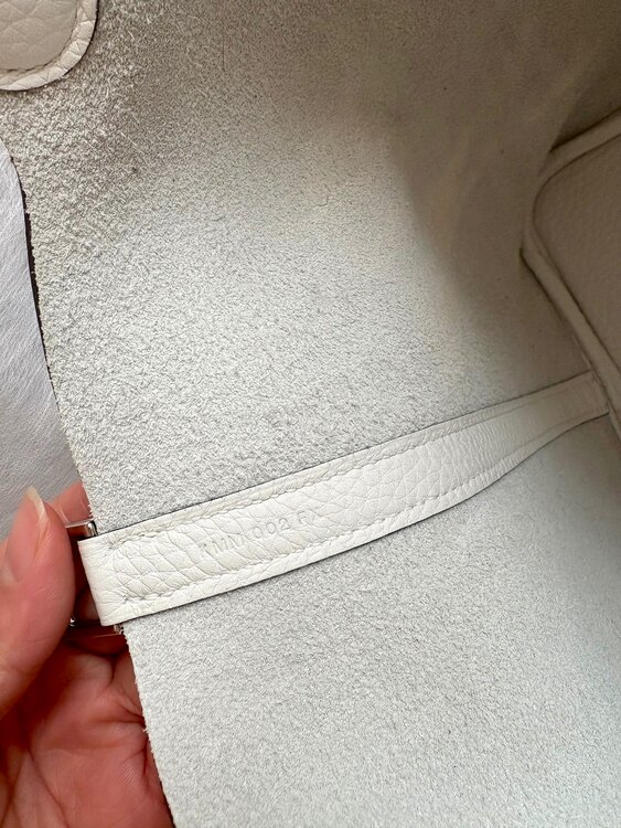 ピコタンロック mm（ブランドバッグ）の商品画像 - 査定依頼日：2025年4月19日 - 最高査定価格：570,000円