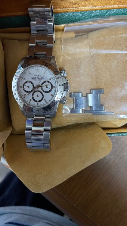 ロレックス デイトナ 16520 T0（高級時計）の商品画像 - 査定依頼日：2025年2月18日 - 最高査定価格：3,900,000円