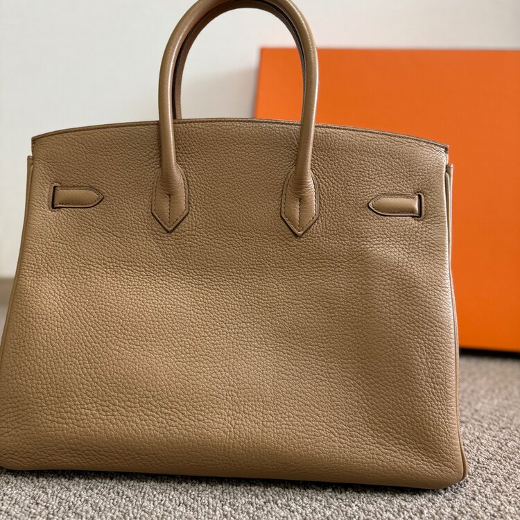 エルメス　バーキン35 カギ付き　未使用（ブランドバッグ）の商品画像 - 査定依頼日：2025年5月19日 - 最高査定価格：1,700,000円