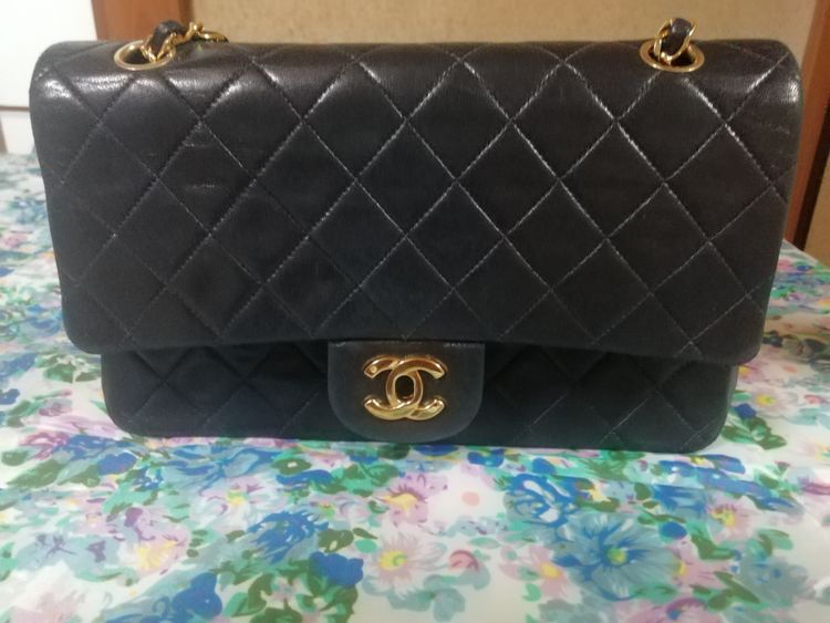 ダブルフラップラムスキン（ブランドバッグ）の商品画像 - 査定依頼日：2022年6月24日 - 最高査定価格：360,000円