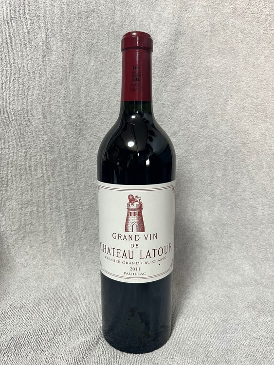 シャトーラトゥール2011（お酒）の商品画像 - 査定依頼日：2025年4月10日 - 最高査定価格：50,000円