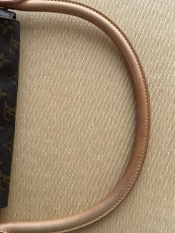 ルイヴィトン モノグラム （ブランドバッグ）の商品画像 - 査定依頼日：2024年12月6日 - 最高査定価格：62,000円