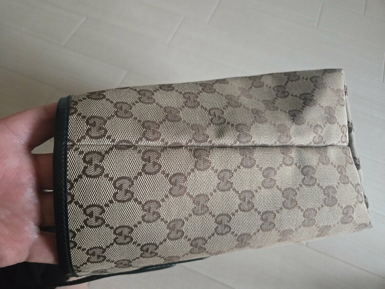 キャンパス地G Gマーク（ブランドバッグ）の商品画像 - 査定依頼日：2026年2月7日 - 最高査定価格：100,000円