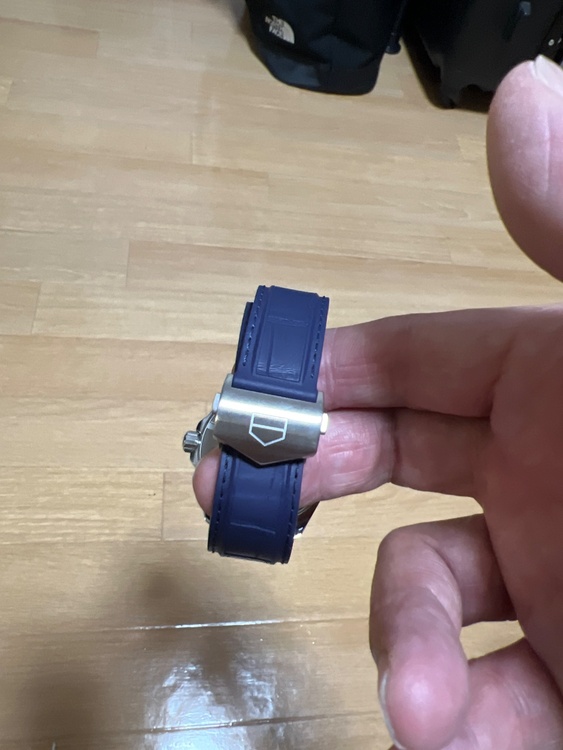 タグホイヤー アクアレーサー （高級時計）の商品画像 - 査定依頼日：2026年4月11日 - 最高査定価格：200,000円