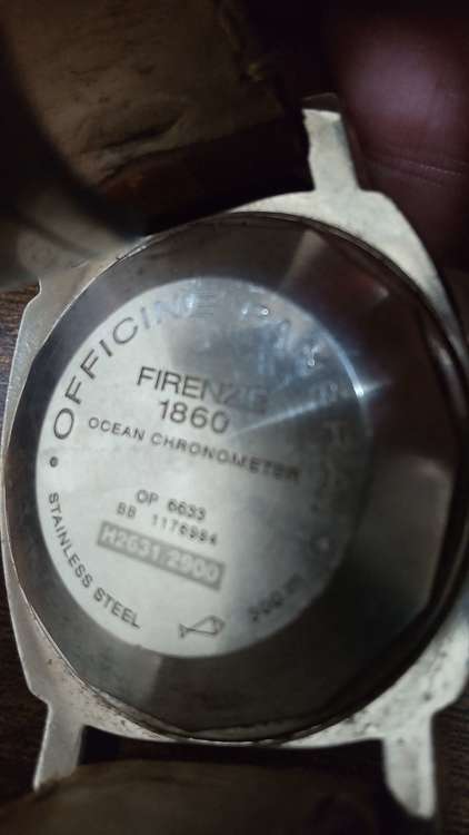 パネライルミノールGMT４４ミリ（高級時計）の商品画像 - 査定依頼日：2023年5月17日 - 最高査定価格：420,000円