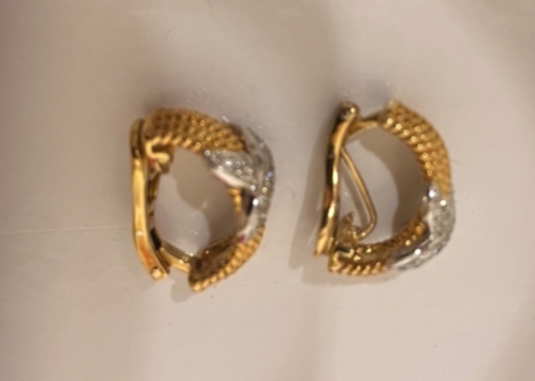 18金イヤリング（金・貴金属）の商品画像 - 査定依頼日：2025年10月11日 - 最高査定価格：260,000円