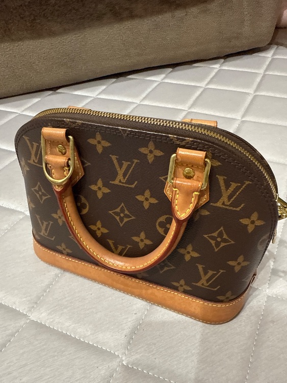 アルマBB（ブランドバッグ）の商品画像 - 査定依頼日：2025年7月21日 - 最高査定価格：100,000円