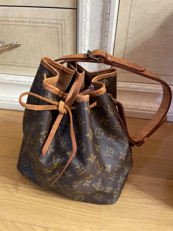 プチノエ（ブランドバッグ）の商品画像 - 査定依頼日：2025年12月28日 - 最高査定価格：35,000円