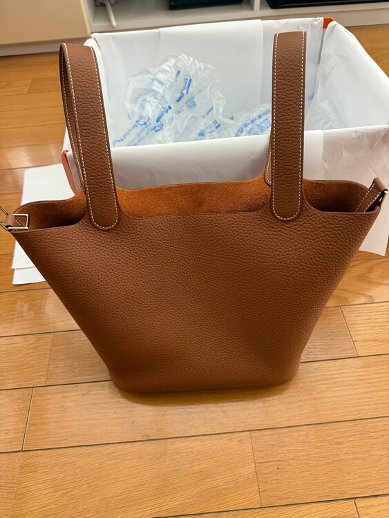 ピコタンロック　22（ブランドバッグ）の商品画像 - 査定依頼日：2025年3月29日 - 最高査定価格：550,000円