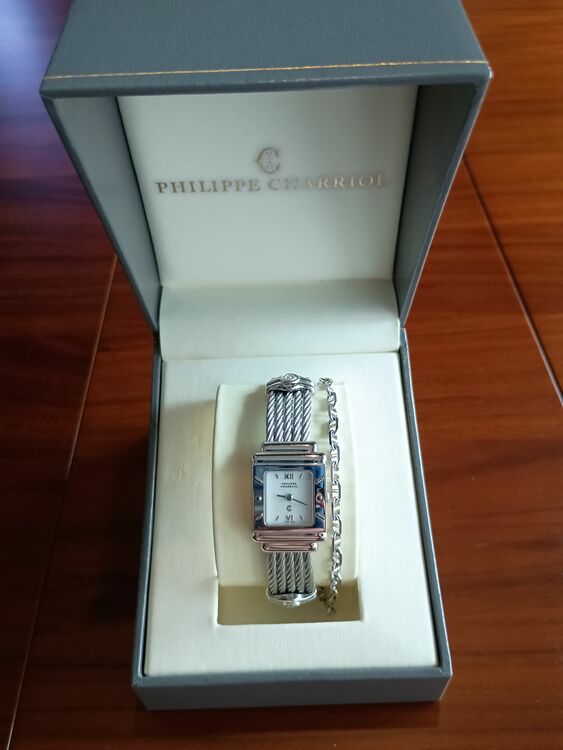 その他 その他 フィリップシャリオール　サントロペ　スクエア（高級時計）の商品画像 - 査定依頼日：2025年7月4日 - 最高査定価格：25,000円