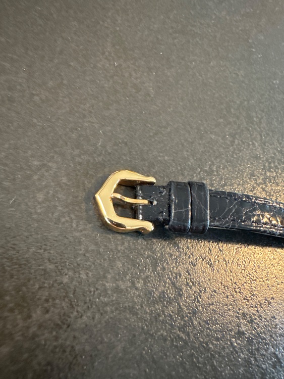 カルティエ ベニュワール （高級時計）の商品画像 - 査定依頼日：2025年6月15日 - 最高査定価格：1,500,000円