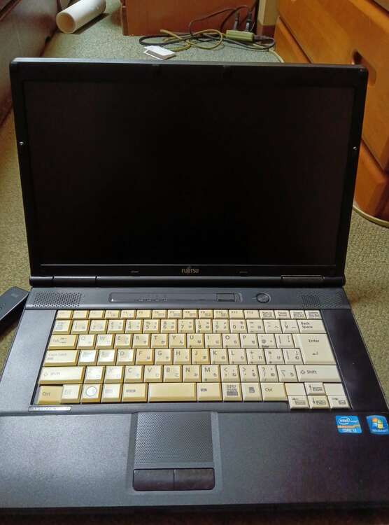 富士通ノートパソコン（家電）の商品画像 - 査定依頼日：2025年3月11日 - 最高査定価格：1,200円