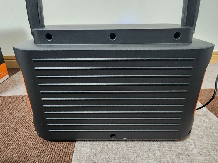 Jackery ポータブル電源 700（家電）の商品画像 - 査定依頼日：2025年9月20日 - 最高査定価格：12,000円