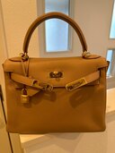 エルメス ケリー （ブランドバッグ）の商品画像 - 査定依頼日：2024年11月26日 - 最高査定価格：1,900,000円