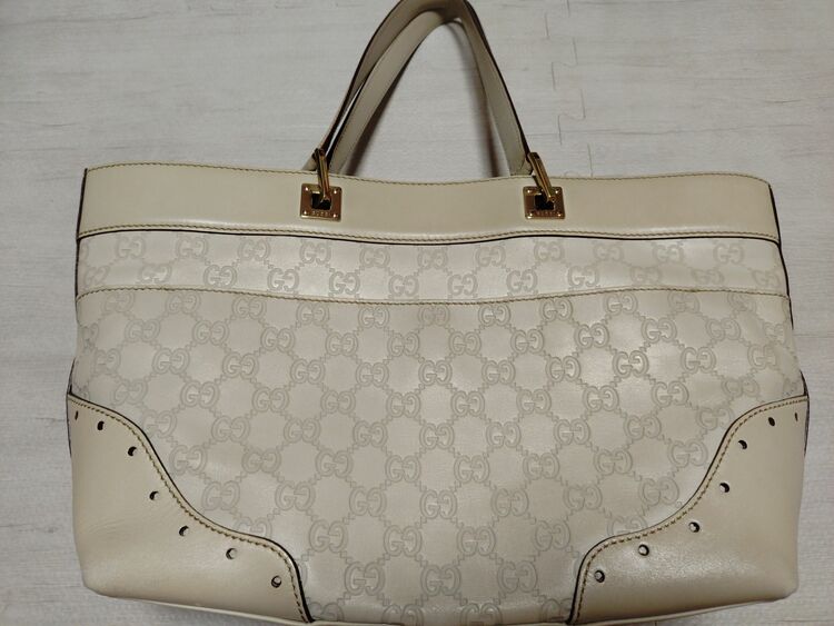 シマレザートート（ブランドバッグ）の商品画像 - 査定依頼日：2025年9月16日 - 最高査定価格：50,000円