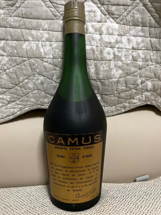 Camus hors d’age（お酒）の商品画像 - 査定依頼日：2025年3月1日 - 最高査定価格：2,000円