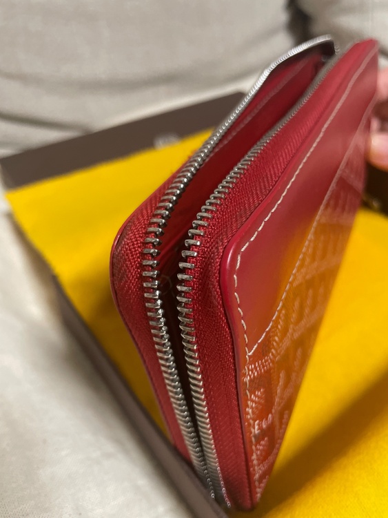 PTE FEUILLEMATIGNONROUGE（ブランド財布・小物）の商品画像 - 査定依頼日：2025年12月17日 - 最高査定価格：25,000円