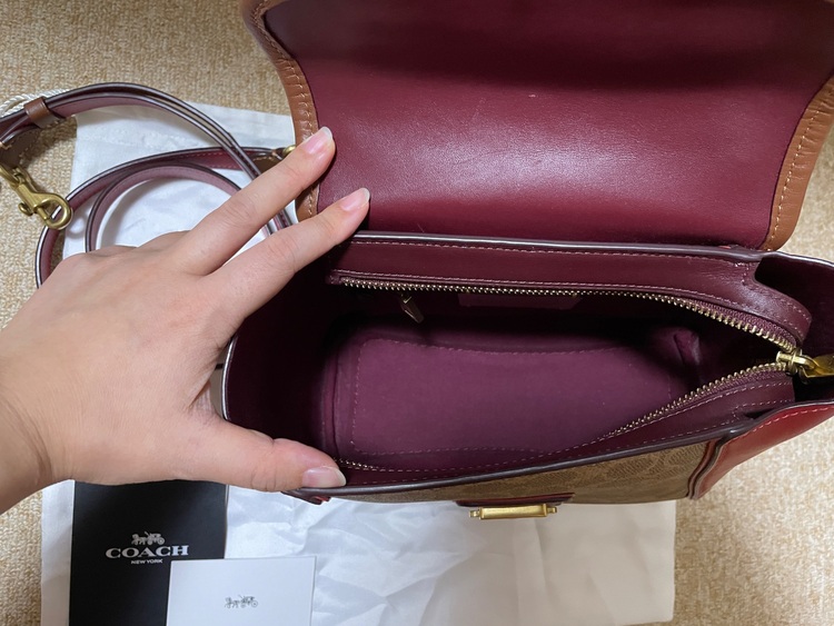 その他 コーチ （ブランドバッグ）の商品画像 - 査定依頼日：2025年9月27日 - 最高査定価格：3,000円