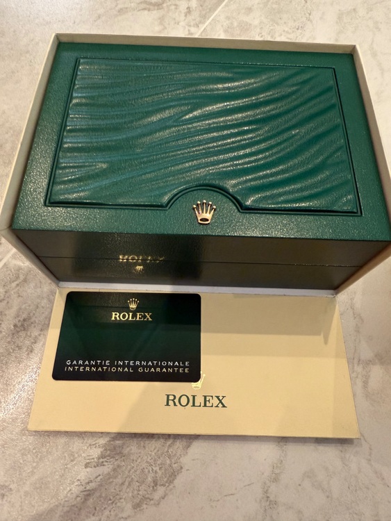 ロレックス デイデイト 22823（高級時計）の商品画像 - 査定依頼日：2025年7月26日 - 最高査定価格：7,000,000円