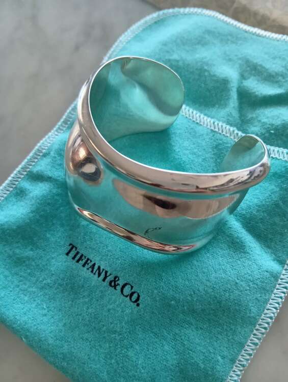 ティファニーボーンカフ（金・貴金属）の商品画像 - 査定依頼日：2025年4月30日 - 最高査定価格：140,000円