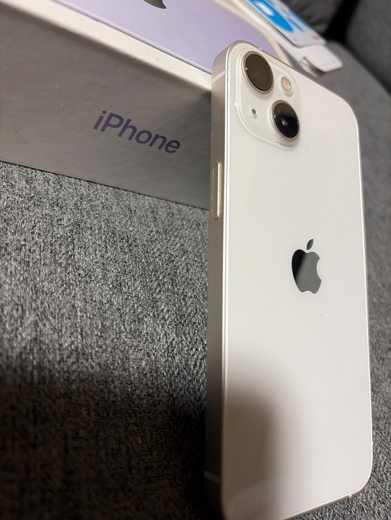 iPhone13（スマホ）の商品画像 - 査定依頼日：2026年2月11日 - 最高査定価格：33,000円