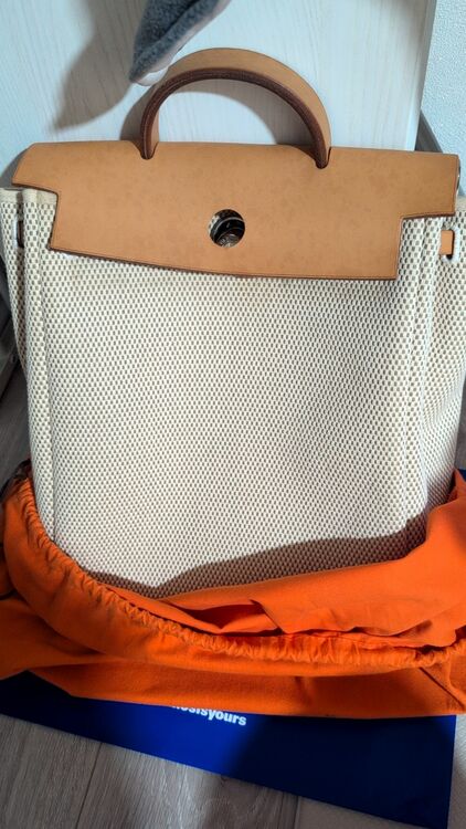 エルメス エールバッグ （ブランドバッグ）の商品画像 - 査定依頼日：2025年9月14日 - 最高査定価格：200,000円