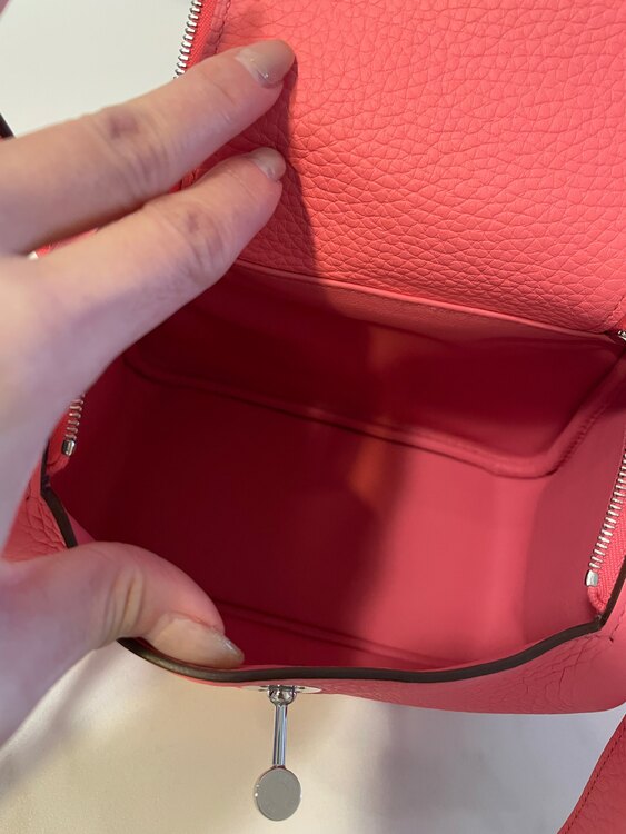 ミニリンディ（ブランドバッグ）の商品画像 - 査定依頼日：2025年3月17日 - 最高査定価格：850,000円