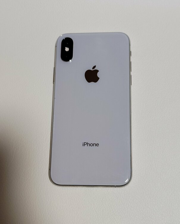 iPhone xs 256G（スマホ）の商品画像 - 査定依頼日：2026年3月26日 - 最高査定価格：16,000円