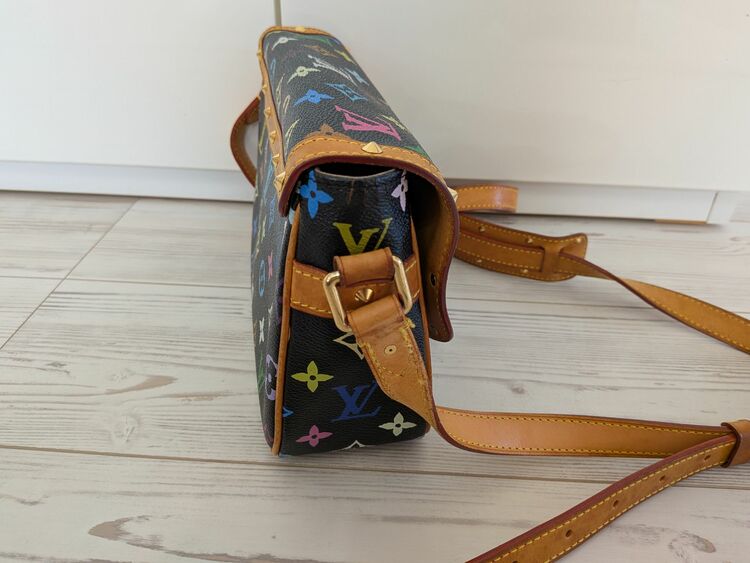 ルイヴィトン マルチカラー （ブランドバッグ）の商品画像 - 査定依頼日：2025年8月15日 - 最高査定価格：100,000円