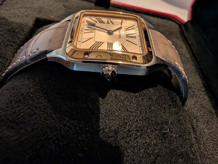 カルティエ サントス W2SA0012（高級時計）の商品画像 - 査定依頼日：2025年8月5日 - 最高査定価格：550,000円