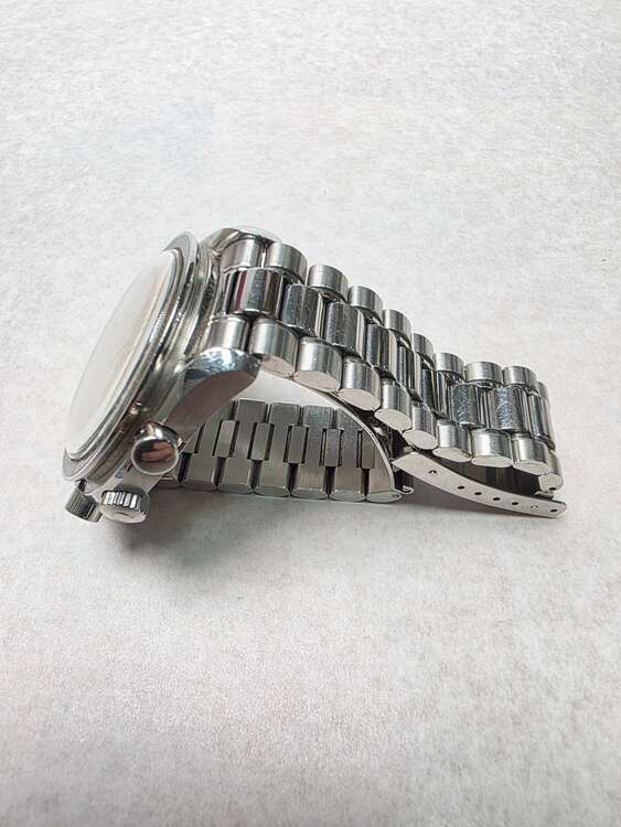 オートマチック（高級時計）の商品画像 - 査定依頼日：2025年4月14日 - 最高査定価格：300,000円