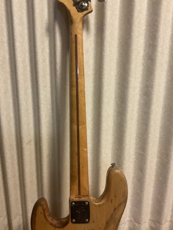 jazz bass 1974（ピアノ・楽器・PA機材）の商品画像 - 査定依頼日：2026年5月24日 - 最高査定価格：250,000円
