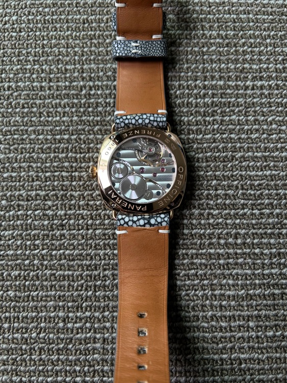 ラジオミール（高級時計）の商品画像 - 査定依頼日：2025年6月30日 - 最高査定価格：1,300,000円