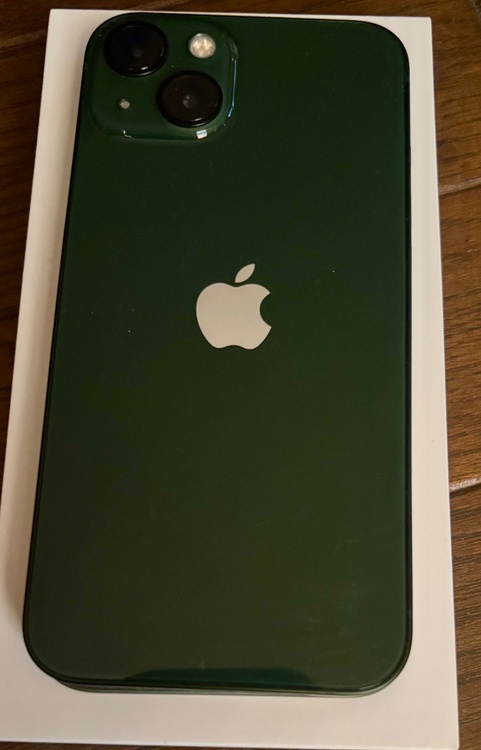 iPhone 13 128GB au（スマホ）の商品画像 - 査定依頼日：2026年3月23日 - 最高査定価格：36,000円