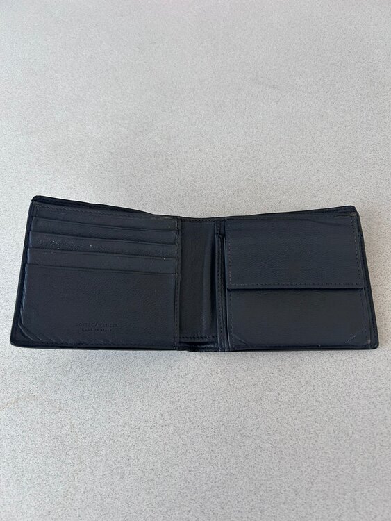 ボッテガ・ヴェネタ  （ブランドバッグ）の商品画像 - 査定依頼日：2025年4月14日 - 最高査定価格：25,000円