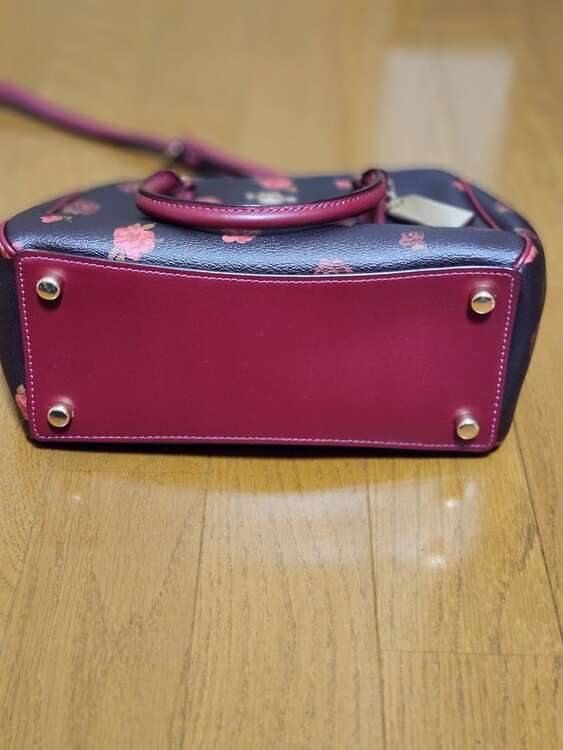 その他 コーチ （ブランドバッグ）の商品画像 - 査定依頼日：2025年3月30日 - 最高査定価格：5,000円