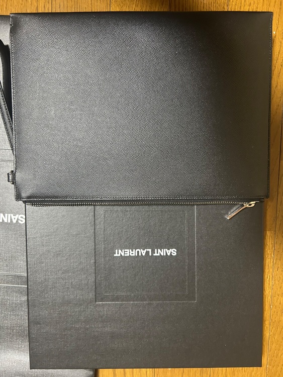 クラッチバッグ（ブランドバッグ）の商品画像 - 査定依頼日：2025年8月7日 - 最高査定価格：34,000円