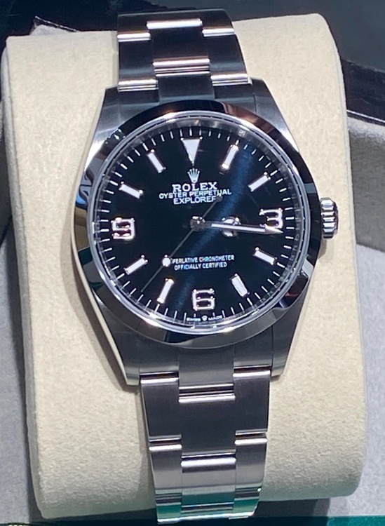 ロレックス エクスプローラー M124270-000（高級時計）の商品画像 - 査定依頼日：2025年6月11日 - 最高査定価格：1,320,000円
