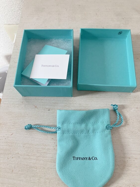 ティファニーインターロッキング（金・貴金属）の商品画像 - 査定依頼日：2025年4月4日 - 最高査定価格：11,000円