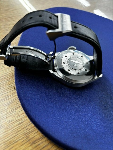 IWC パイロットウォッチ（高級時計）の商品画像 - 査定依頼日：2026年9月11日 - 最高査定価格：1,000,000円
