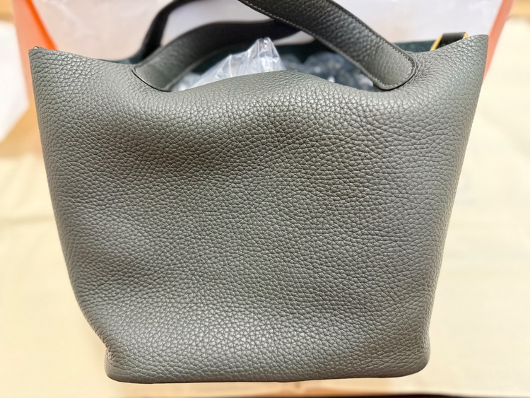 22（MM）（ブランドバッグ）の商品画像 - 査定依頼日：2026年4月2日 - 最高査定価格：460,000円