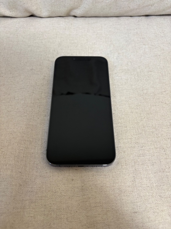 iPhone13Pro 128GB softbank（スマホ）の商品画像 - 査定依頼日：2025年8月18日 - 最高査定価格：61,000円