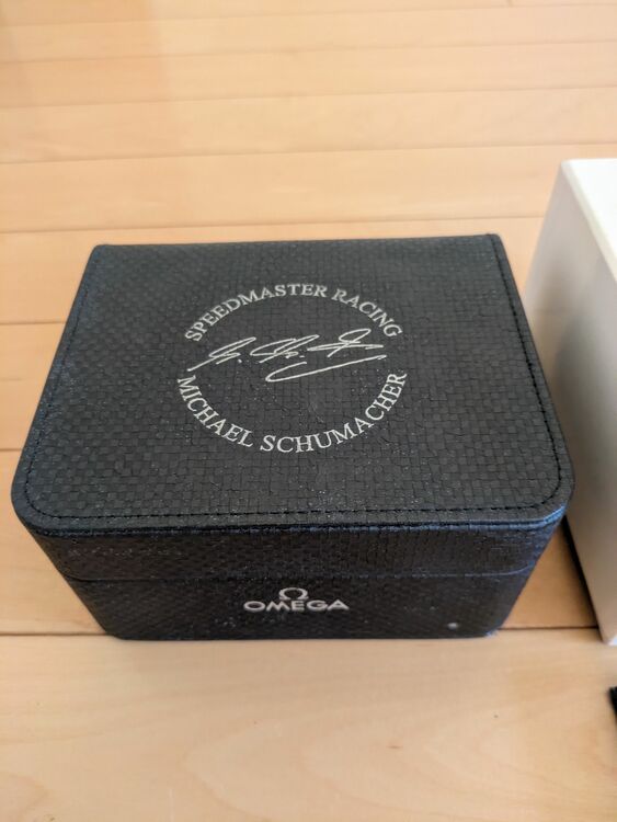 オメガ スピードマスター 3519 0（高級時計）の商品画像 - 査定依頼日：2025年8月17日 - 最高査定価格：390,000円