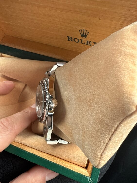 ロレックス サブマリーナー 14060（高級時計）の商品画像 - 査定依頼日：2025年3月2日 - 最高査定価格：1,300,000円