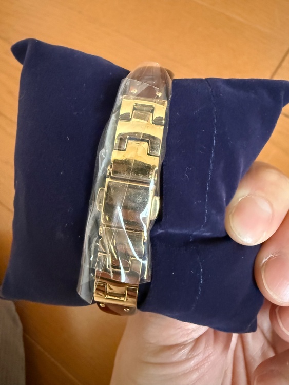 トータスジュエリー べっ甲 腕時計（高級時計）の商品画像 - 査定依頼日：2026年3月29日 - 最高査定価格：10,000円