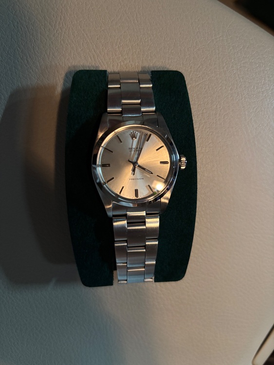 ロレックス パーペチュアル M6426/（高級時計）の商品画像 - 査定依頼日：2025年9月8日 - 最高査定価格：400,000円