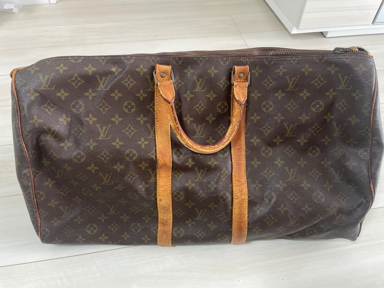 ボストン　横幅47cm  高さ約30cm（ブランドバッグ）の商品画像 - 査定依頼日：2026年2月23日 - 最高査定価格：50,000円