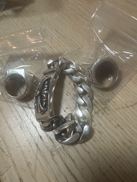 ブレスレット 指輪（金・貴金属）の商品画像 - 査定依頼日：2026年4月14日 - 最高査定価格：100,000円