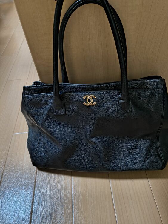 CHANELキャビアスキン黒エグゼクティブ2wayトートバッグ（ブランドバッグ）の商品画像 - 査定依頼日：2025年9月18日 - 最高査定価格：130,000円